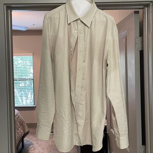 Banana Republic Tailored Slim Fit. Light brown. Large. Excellent condition.